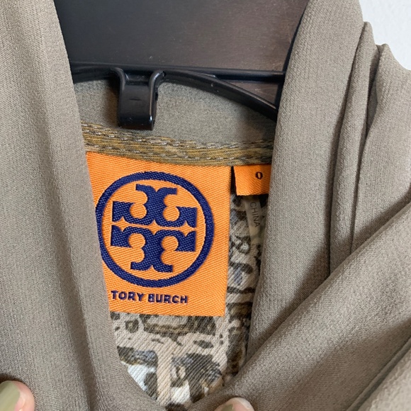 Tory Burch Green Brown Grey Ruffle Button Down Tie Neck Sleeveless Top Silk 0 - Picture 4 of 5